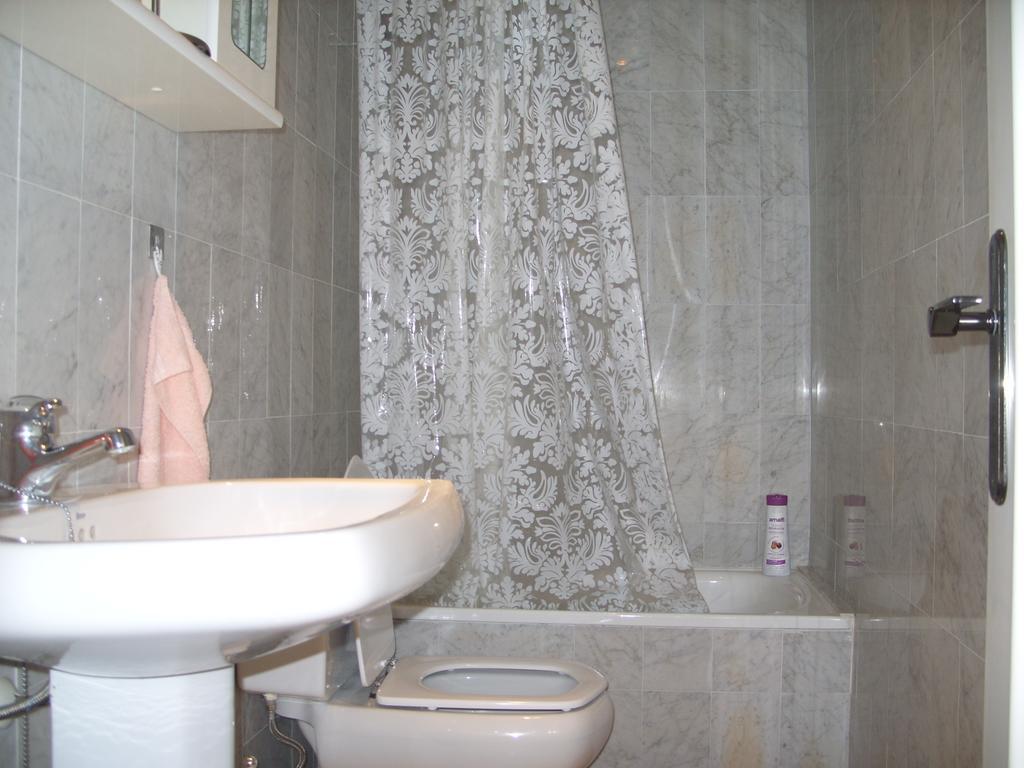 Apt Mijas Costa Arkadia Beach El Faro Marvellous Frontbeach With Stunning Seaviews And Historic Lighthouse Fuengirola Luaran gambar
